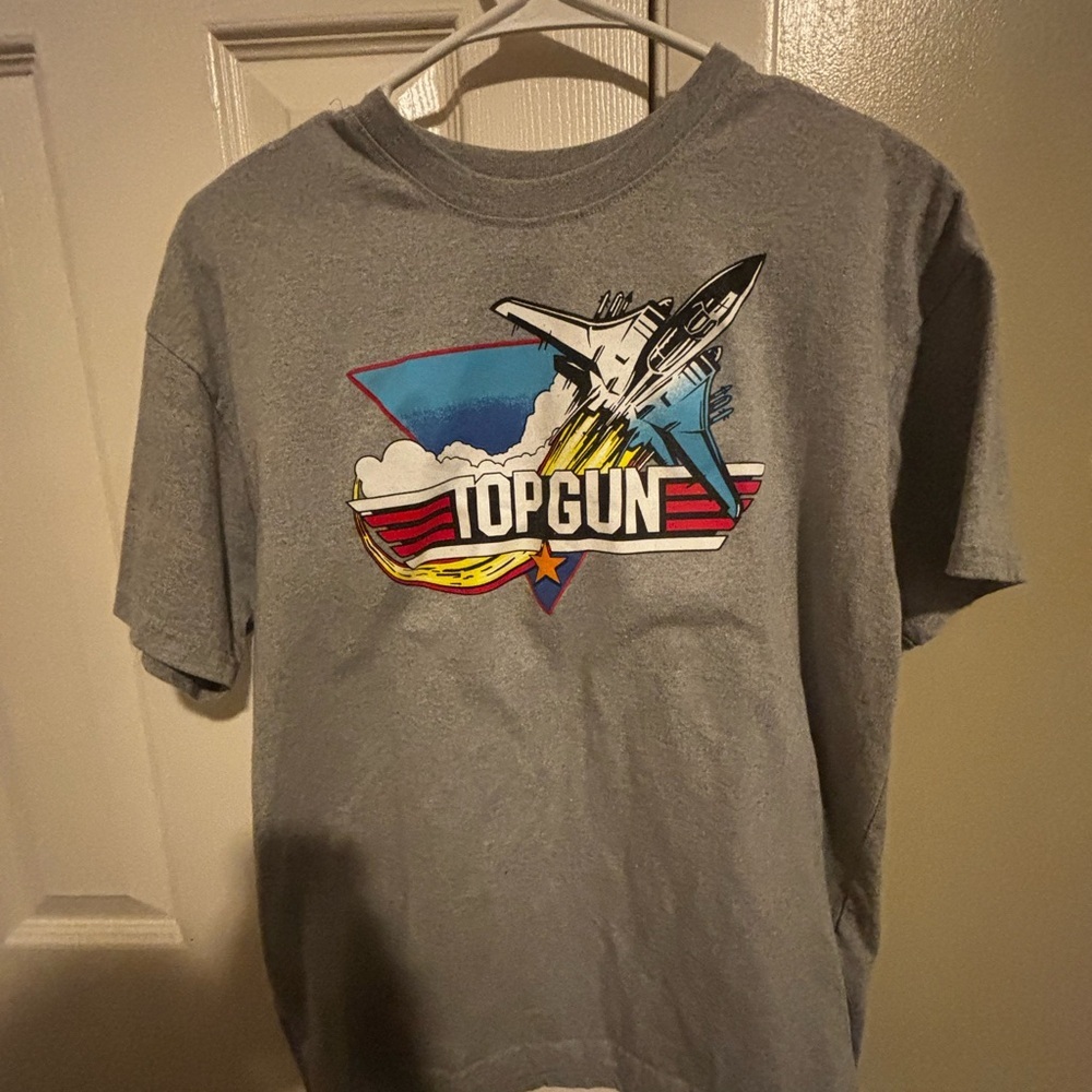 Top Gun Jet Graphic Tee in Gray
